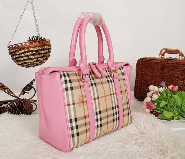 Nuovo Arriva Burberry Borse BB1120126