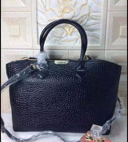 burberry borsa in pelle pieno nero