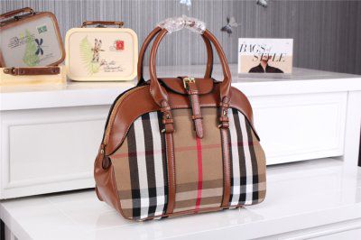 Nuovo Arriva Burberry Borse BB1120011