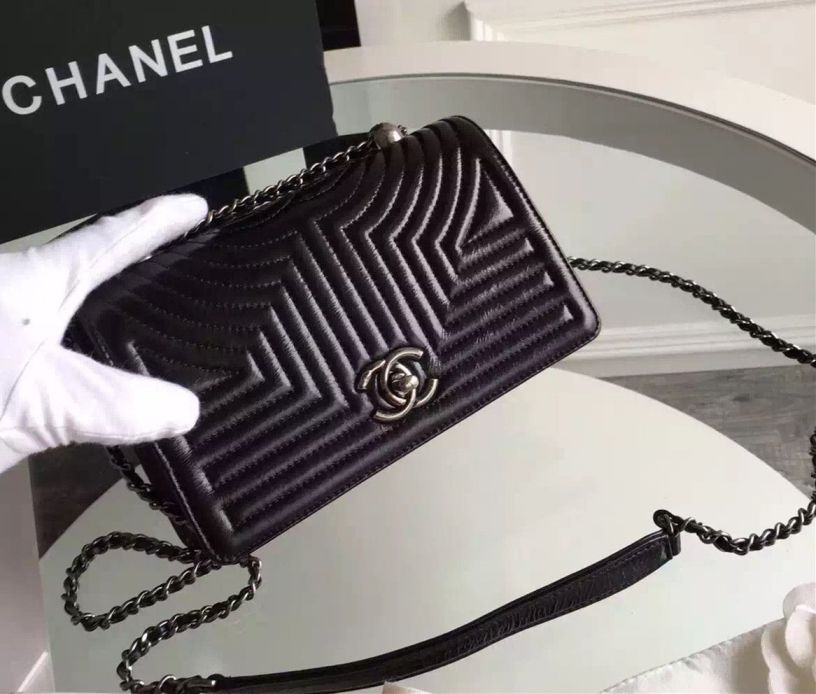 Chanel Piccola Geometirc Wa x in pelle di vitello Borse Flap Nero Primavera