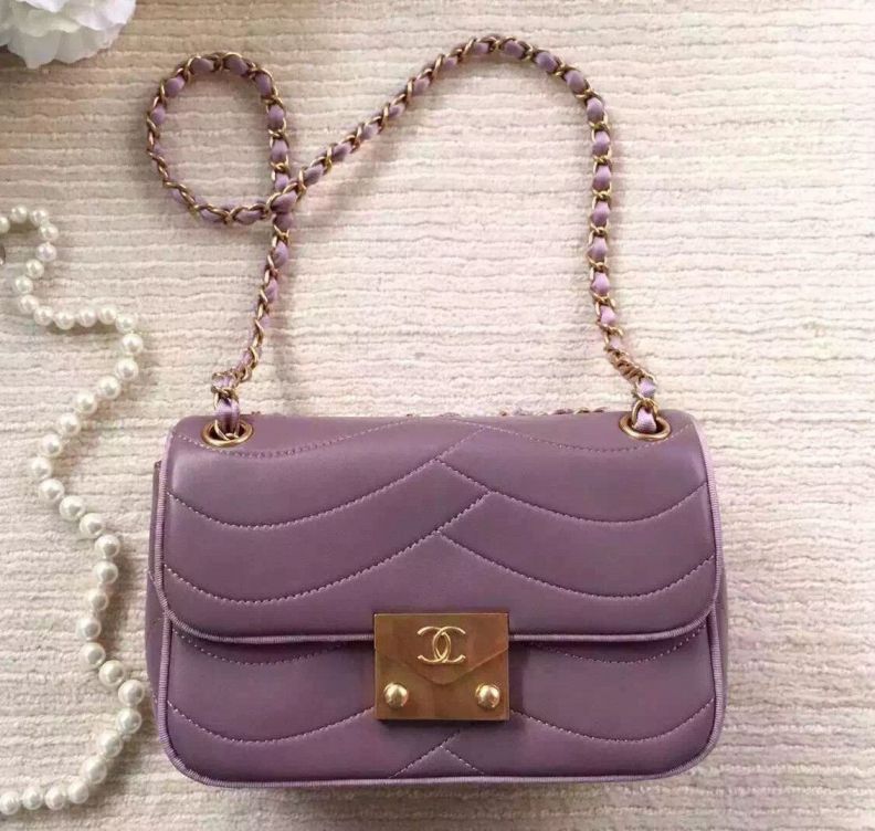 borse Chanel Flap Piccolo agnello impreziosita da tessuto Fodera viola