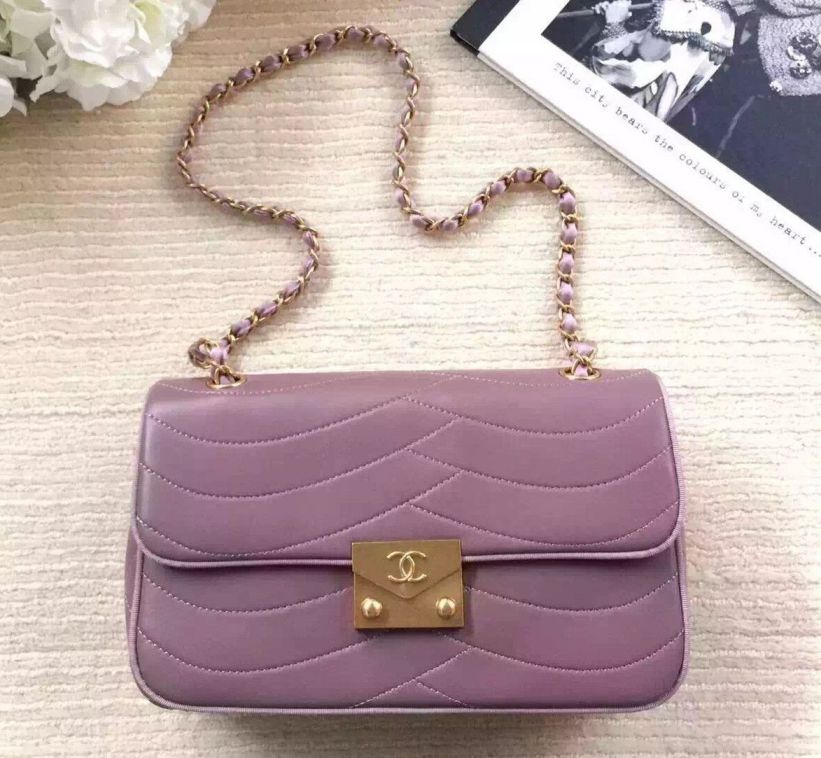 borse Chanel Flap agnello impreziosita da tessuto Fodera viola