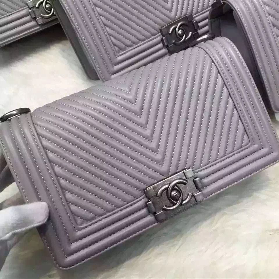 borse Chanel Boy Media Chevron patta con spina di pesce cuciture grigio