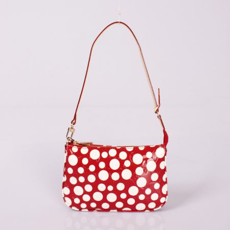 Louis Vuitton Monogram Vernis Dots Infinity Pochette Red M91428