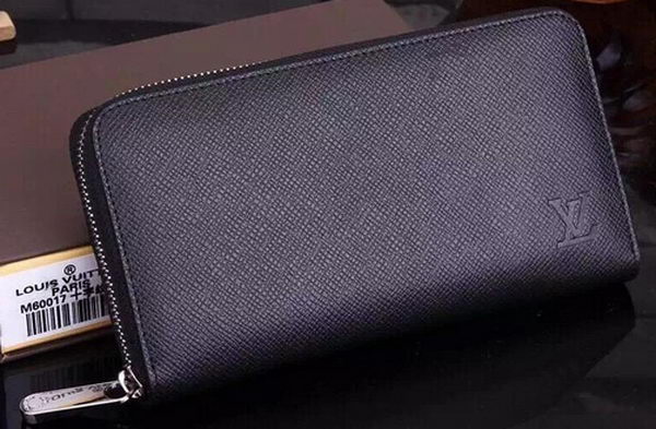 Louis Vuitton Taiga Leather Zippy Wallets M60017 Black