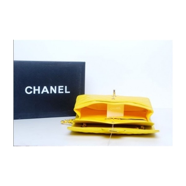 A01112 Chanel Classic Flap Borse Caviar Con Hardware Oro Giallo