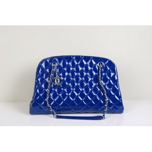 Borse Chanel A50556 Bowling In Vernice Blu Con Shw