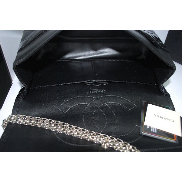 Chanel 2011 Black Patent Flap Bag In Pelle Con Catena Signorina