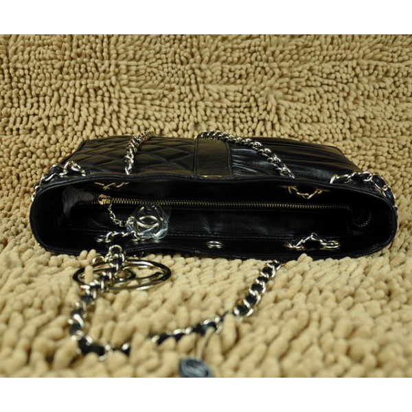 Chanel 2011 Borse Pelle Di Agnello Nero Con Grande Logo Doppia C