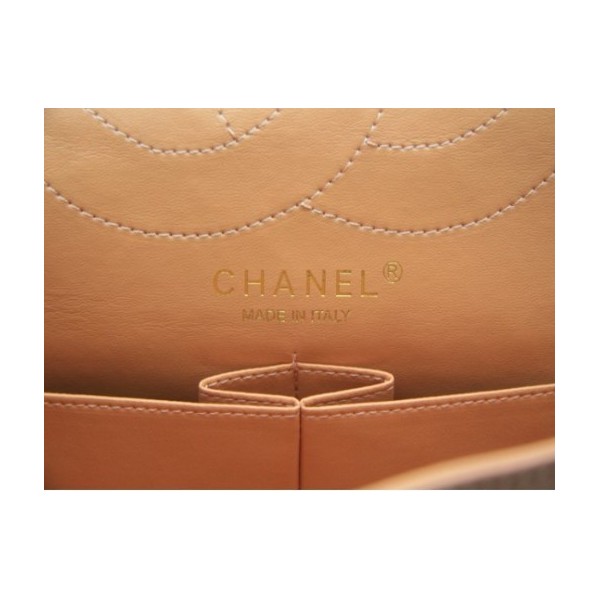Chanel 2011 Flap Bag In Vernice Marrone Chiaro Con I Recenti Ghw