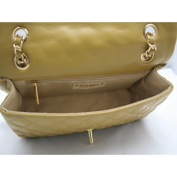 Chanel 2011 San Valentino Flap Bag Day A Lamb Khaki Con Fascino