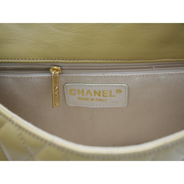 Chanel 2011 San Valentino Flap Bag Day A Lamb Khaki Con Fascino