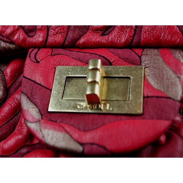 Chanel 2011 Agnello Borse Flap Rosso Con Camellia Rilievo Dettag