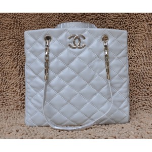 Chanel 50276 Off White Washed Vitello Tote Bag Grande