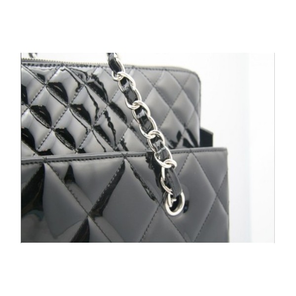 Chanel A49274 Camera Case In Vernice Nera