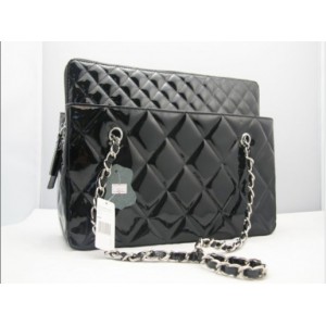 Chanel A49274 Camera Case In Vernice Nera