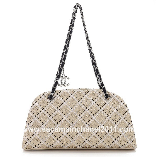 Chanel A50312 Bowling Bag Patent Perforato E Ricamato A Mano