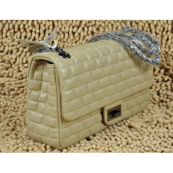 Chanel Quilted Bag 2011 Agnello Flap Albicocca Con Guncolor Hw