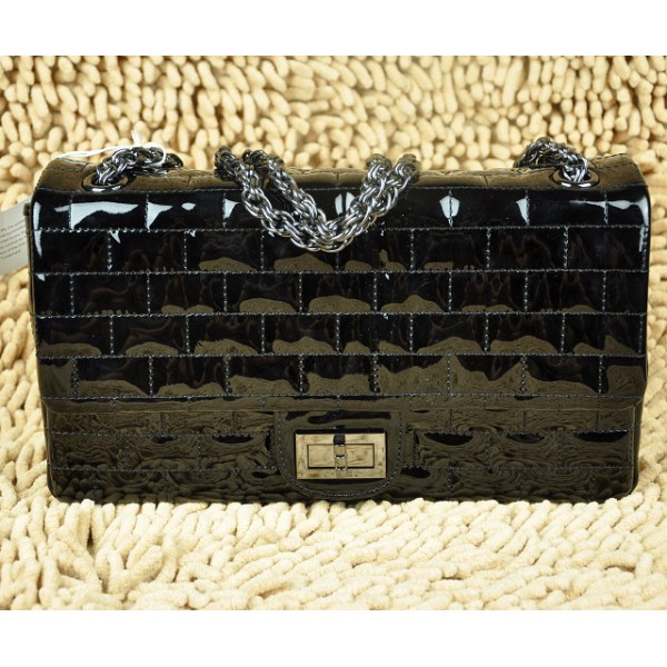 Chanel Trapuntato In Vernice Nero 2011 Flap Bag Con Guncolor Hw