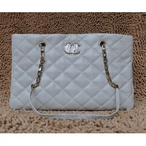 Off White Chanel 2011 Large Tote In Pelle Di Vitello