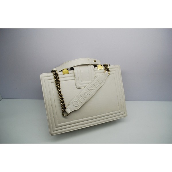 Borse Chanel A66714 Boy Latte Mucca Bianca Con Lannata Ghw