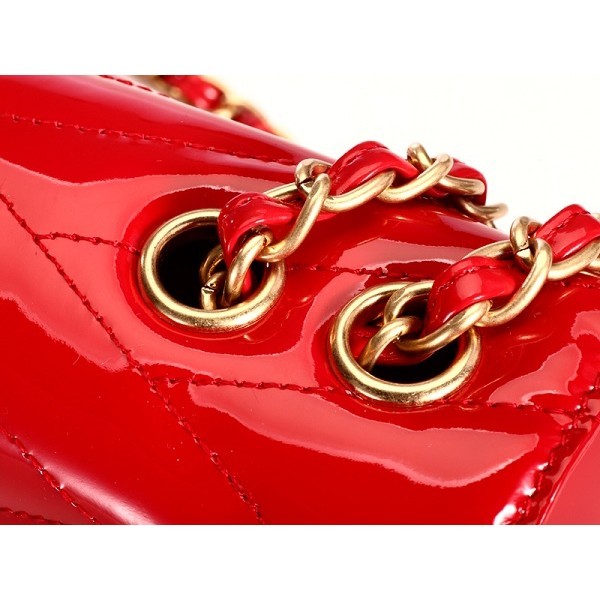 Borse Chanel Flap A66839 In Vernice Rossa Con Ghw