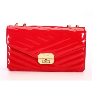 Borse Chanel Flap A66839 In Vernice Rossa Con Ghw