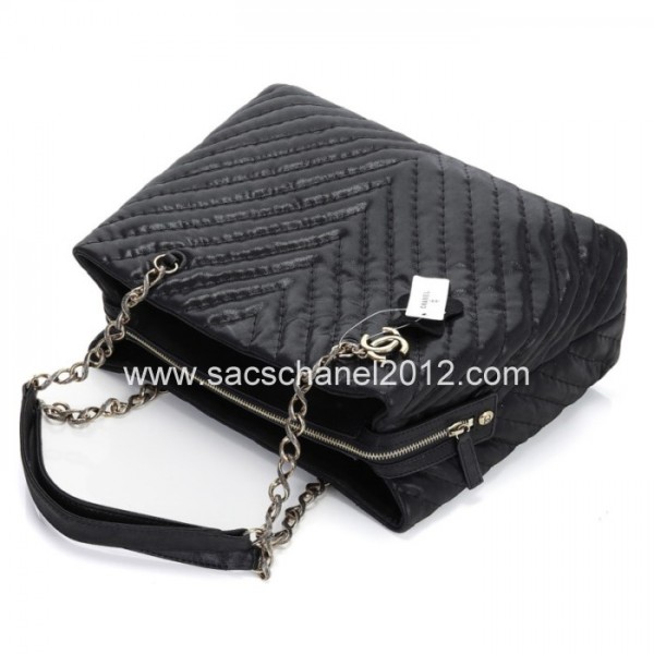 Chanel 2012 Borse In Pelle Nero Iridescente Con Fascino Cc