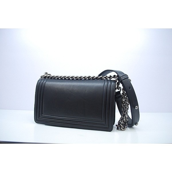 Chanel A66713 Flap Borse Boy Vitello Nero Con Vintage Argento Hw