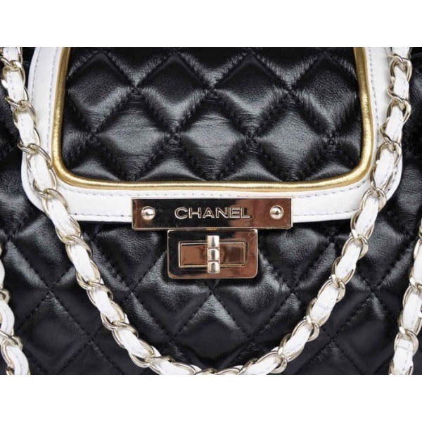 Chanel A66914 Agnello Nero Con Fisarmonica Mademoiselle