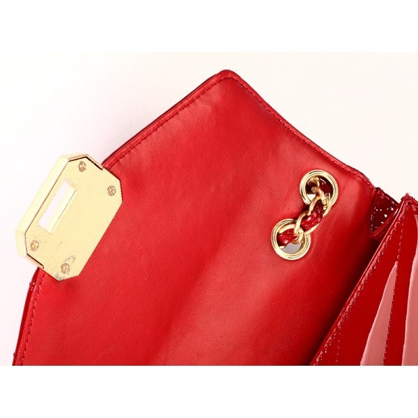 Chanel Maroon Patent Leather Borse Flap A66838 Con Ghw