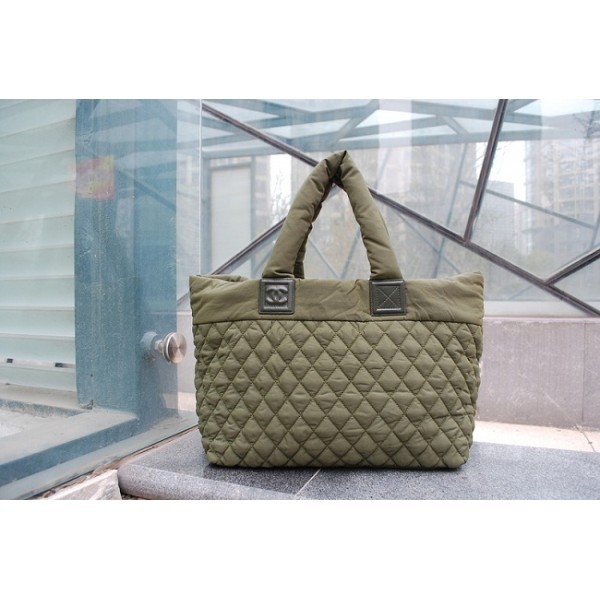 Chanel Quilted A48611 Army Green Nylon Borse Coco Cocoon