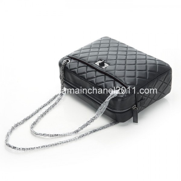 Vintage Chanel Bag 2012 Black Agnello Fotocamera Con Un Pistola 