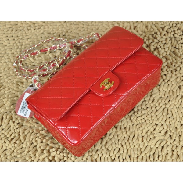 Borse Chanel Flap A01112 In Vernice Rossa Con Finitura Oro