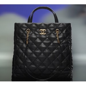 Chanel A50276 Y00929 94305 In Pelle Di Vitello Grande Tote Con O