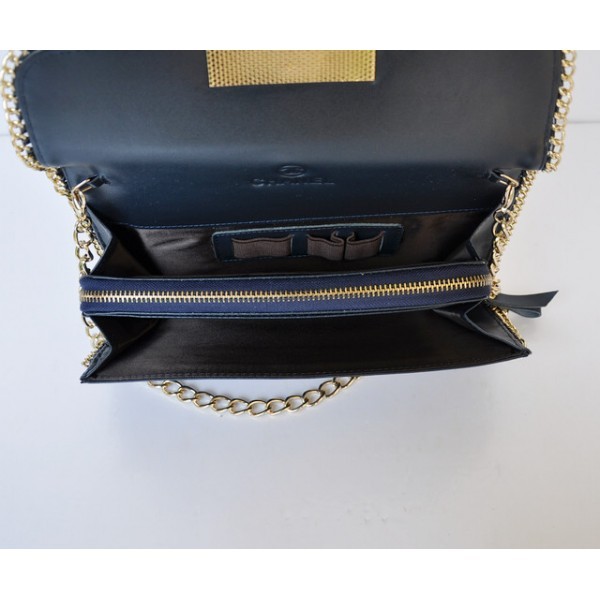 Chanel 2012 Quilted Portafogli Flap Pelle Di Agnello Blu Su Una