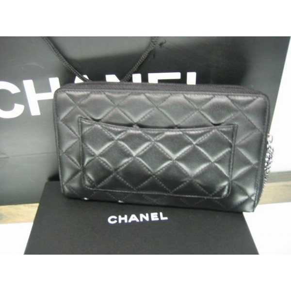 Chanel A26710 Portefeuilles Noir Avec Dagneau De Brevetti Logo