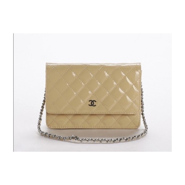 Chanel A33814 Abricot Portefeuilles Muir Verni Avec En Argent Hw