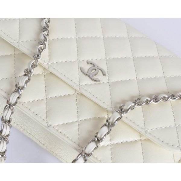 Chanel A33814 Off Portefeuilles Dagneau Blanc Avec Shw