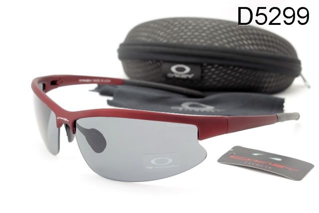 Oakley Commit Occhiali Da Sole Rosso Telaio