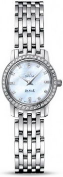 Omega De Ville Prestige Quarz Small Watch 158622E