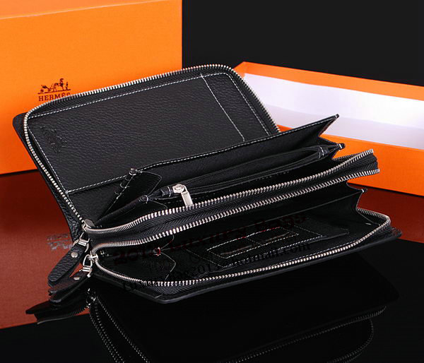 Hermes Evelyn Clutch in Grainy Leather H1013 Black