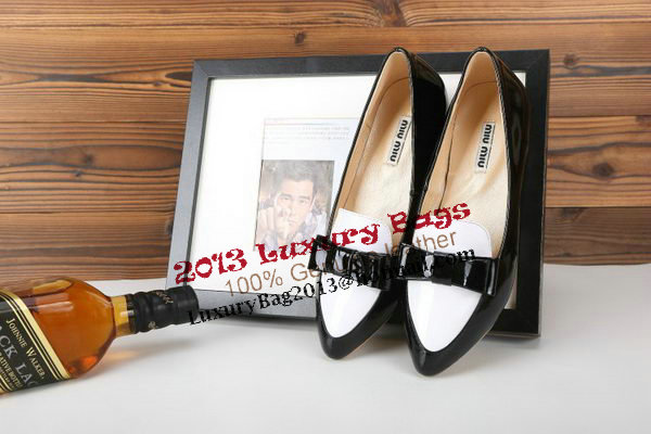 miu miu Flat in Patent Leather MM5101 Black&White