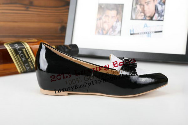 miu miu Flat in Patent Leather MM5101 Black&White