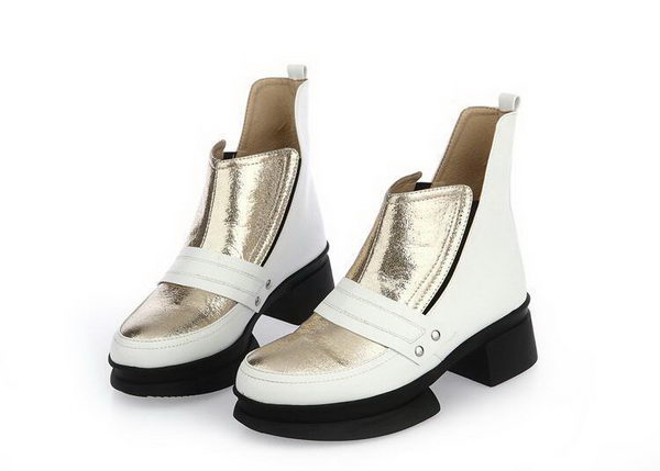 Alexander McQueen Sheepskin Leather Ankle Boot MCQ242 White