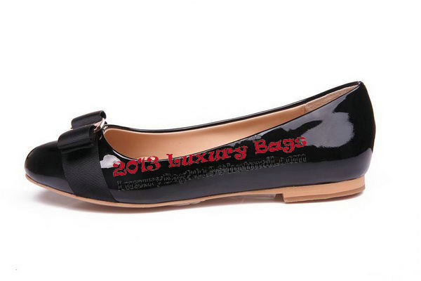 Salvatore Ferragamo Patent Leather Flat FL0474 Black