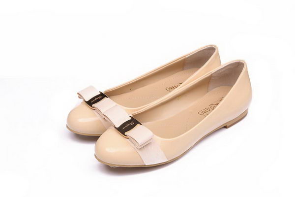 Salvatore Ferragamo Patent Leather Flat FL0474 Pink