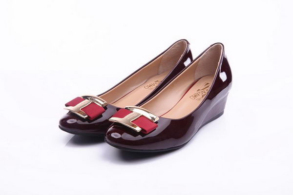 Salvatore Ferragamo Patent Leather Pump FL0461 Wine