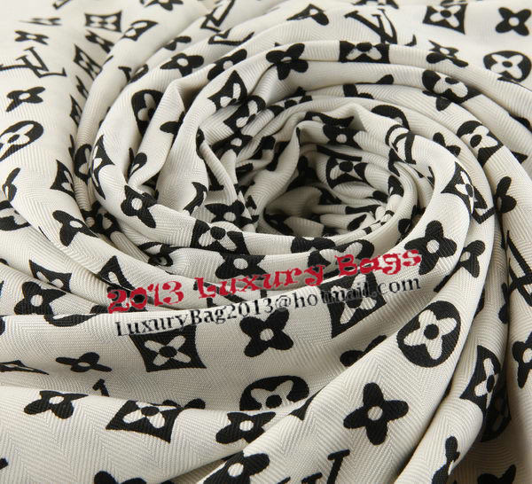 Louis Vuitton Scarves Cashmere LV6717 White