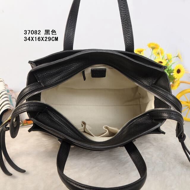 GUCCI 37082 Litchi Leather Black Bag